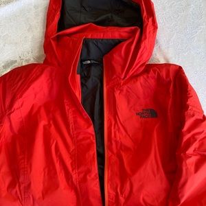 NWT! North Face Women’s Resolve Insulated Jacket S